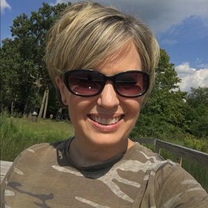 Meet your Posher, Lindsey